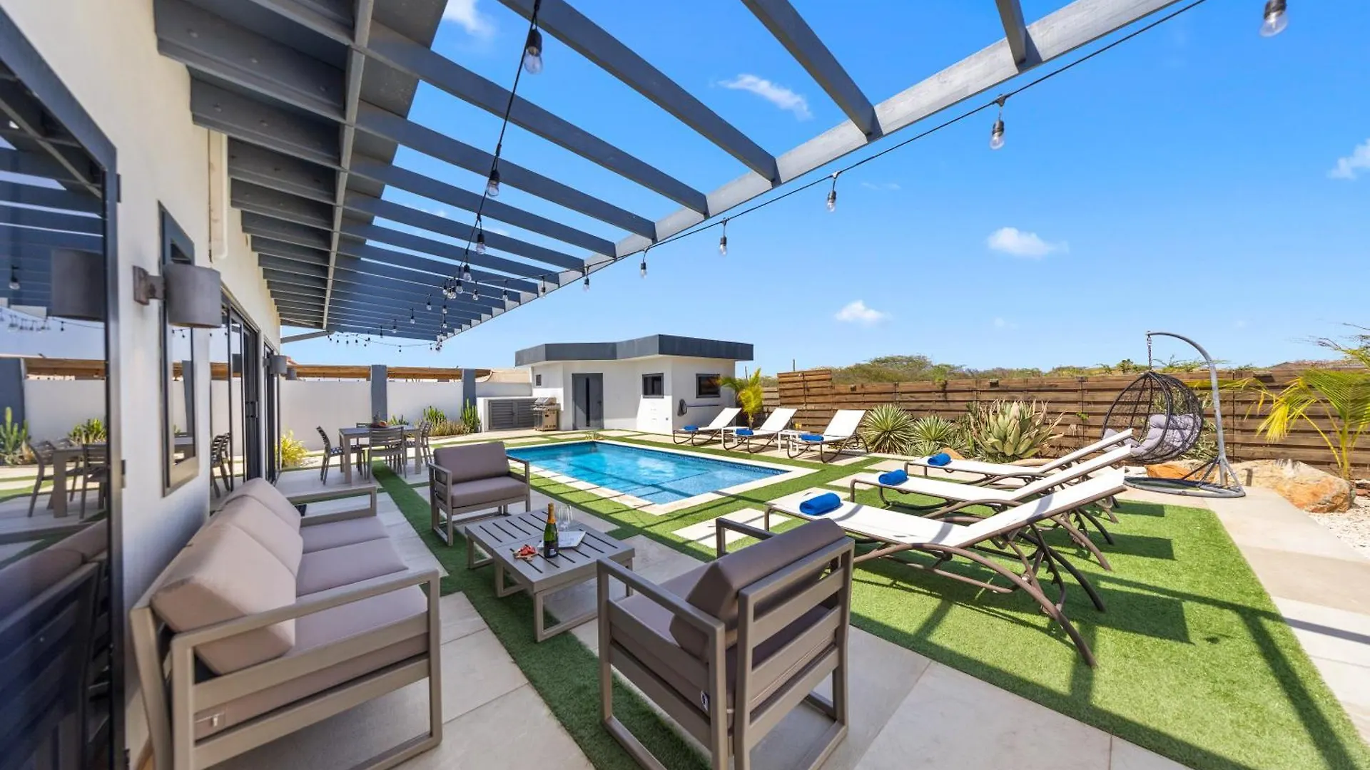 3Br - 1 Min To Beach, Pool, Bbq, Prime Location Palm Beach 0*,
