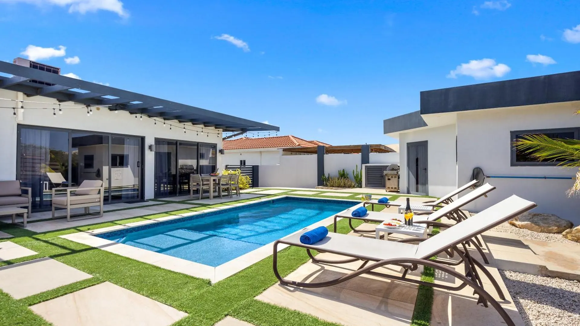 3Br - 1 Min To Beach, Pool, Bbq, Prime Location パームビーチ 0*,